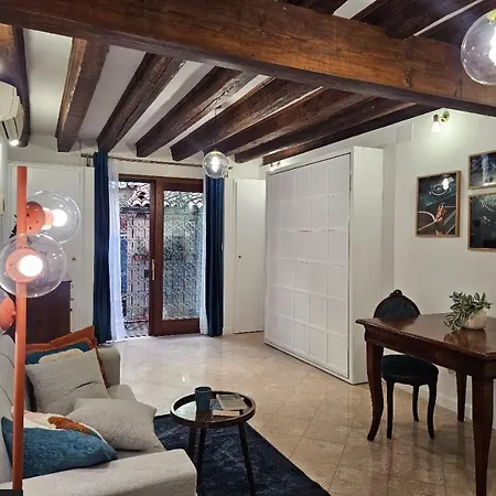 Guggenheim Cozy By Bricola Daire